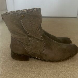 Roxy Taupe Vegan Leather Skye Ankle Boots